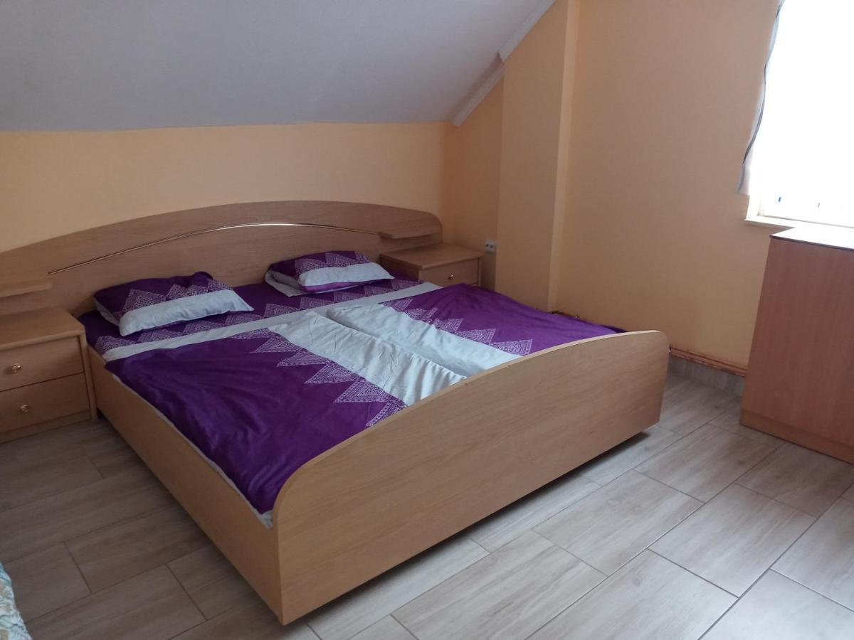 Napsugar Apartmanhaz Balatonlelle Bagian luar foto